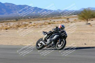 media/Jan-09-2022-SoCal Trackdays (Sun) [[2b1fec8404]]/Turn 8 (1045am)/